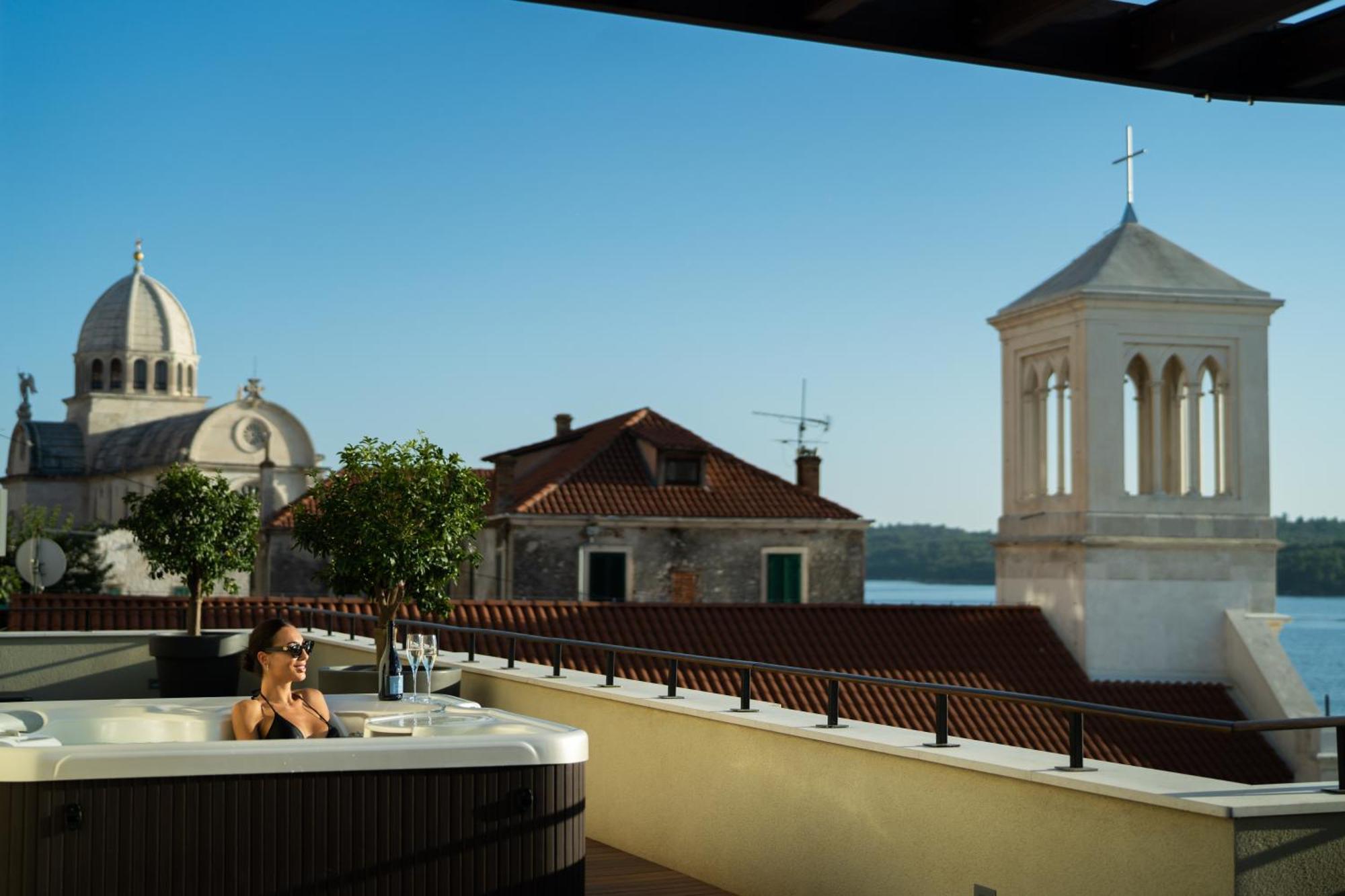 Armerun Heritage Hotel & Residences Šibenik Quarto foto
